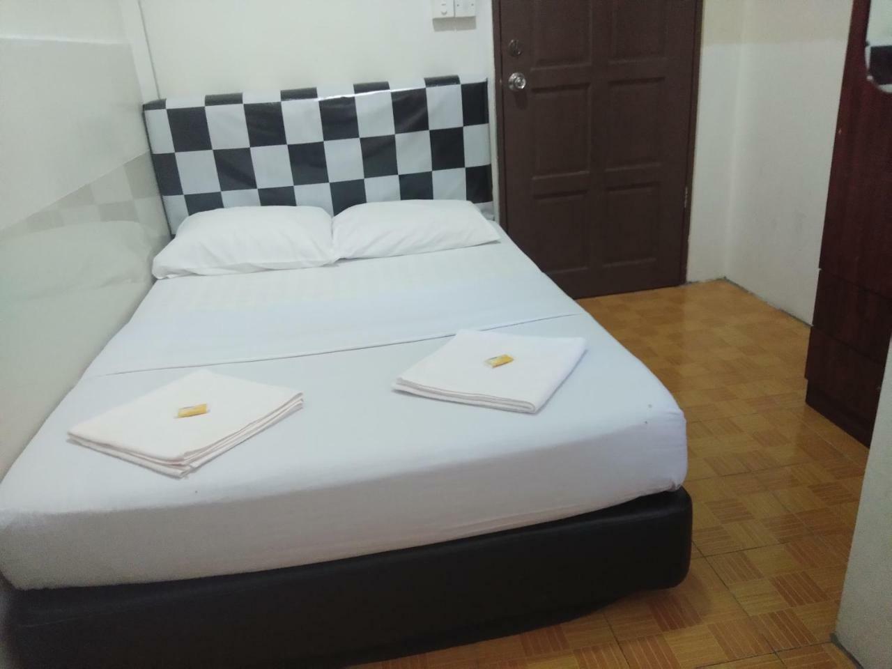 Jj Home2Stay Miri Buitenkant foto