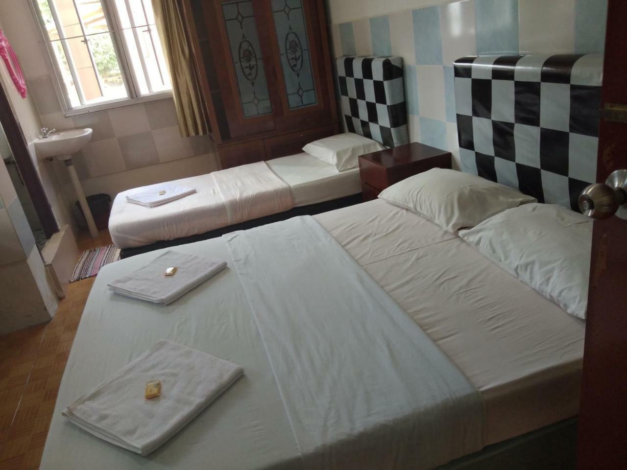 Jj Home2Stay Miri Buitenkant foto